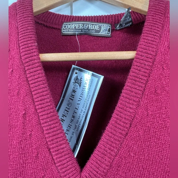 Cooper & Roe burgundy lambswool vest, XL, Eclectic Grandpa, knit wool Comfy - Picture 5 of 9